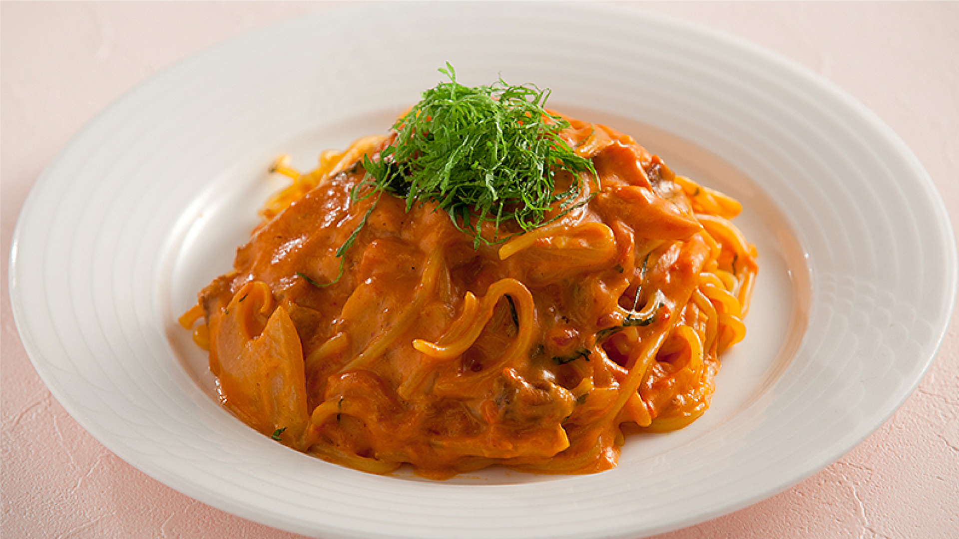 ピピロンチーノページ★クレス★ LICATA／リカータ★2脚★ オーナー自慢の自家製パスタ！夜は創作料理も「Pepe＆Tanto